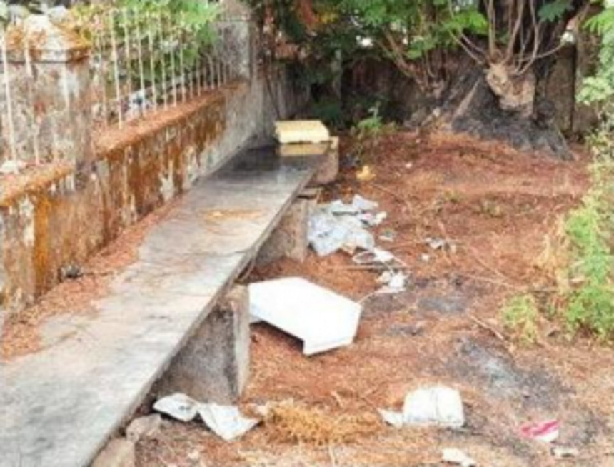 Unkempt shrubbery, dumping of garbage mars neglected park in heart of Margao