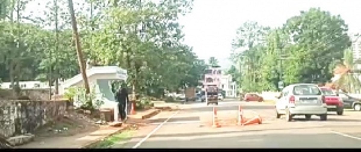 Unnecessary cones confuse motorists on Ponda road