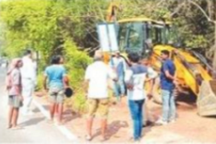 Unplanned development, unchecked bore wells causing acute water shortage, rue Ambora locals