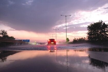 Unseasonal rain brings  down temperatures