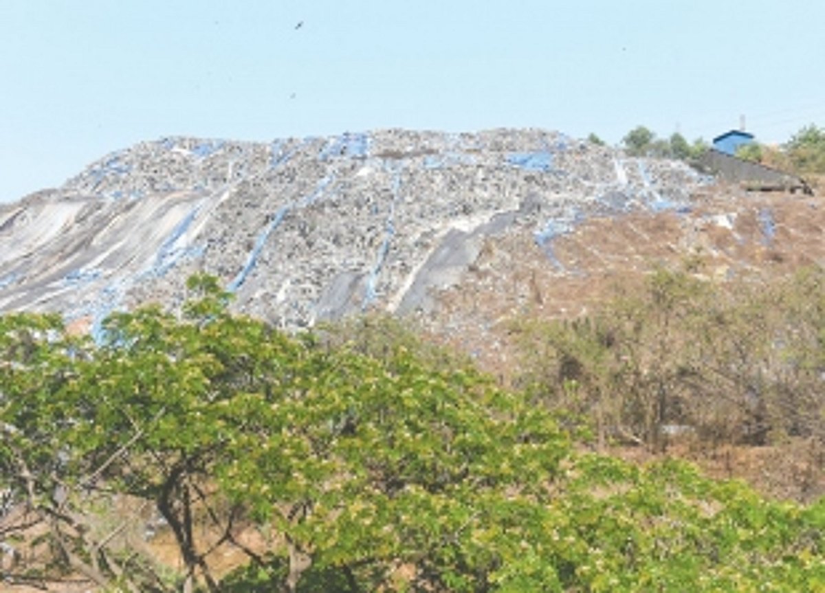 Unseasonal showers hamper bioremediation of Sonsoddo’s hillock of legacy garbage