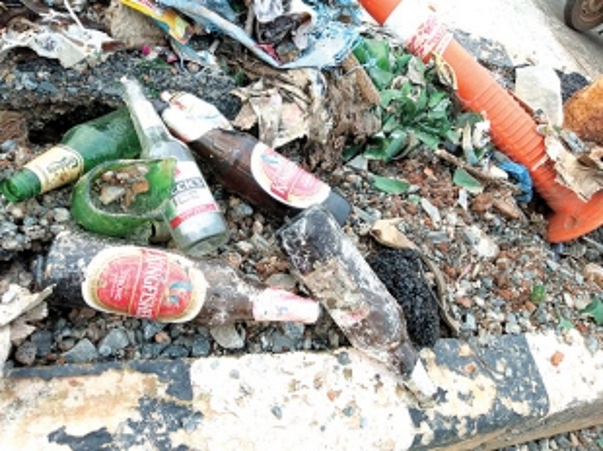 Unused Curti-Ponda Flyover becomes hot spot for parties