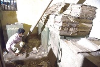 Upset with utter neglect, stakeholders start restoring Central Comunidade’s Archive room