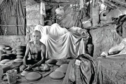 Urban India's vanishing professions documented, frame by frame