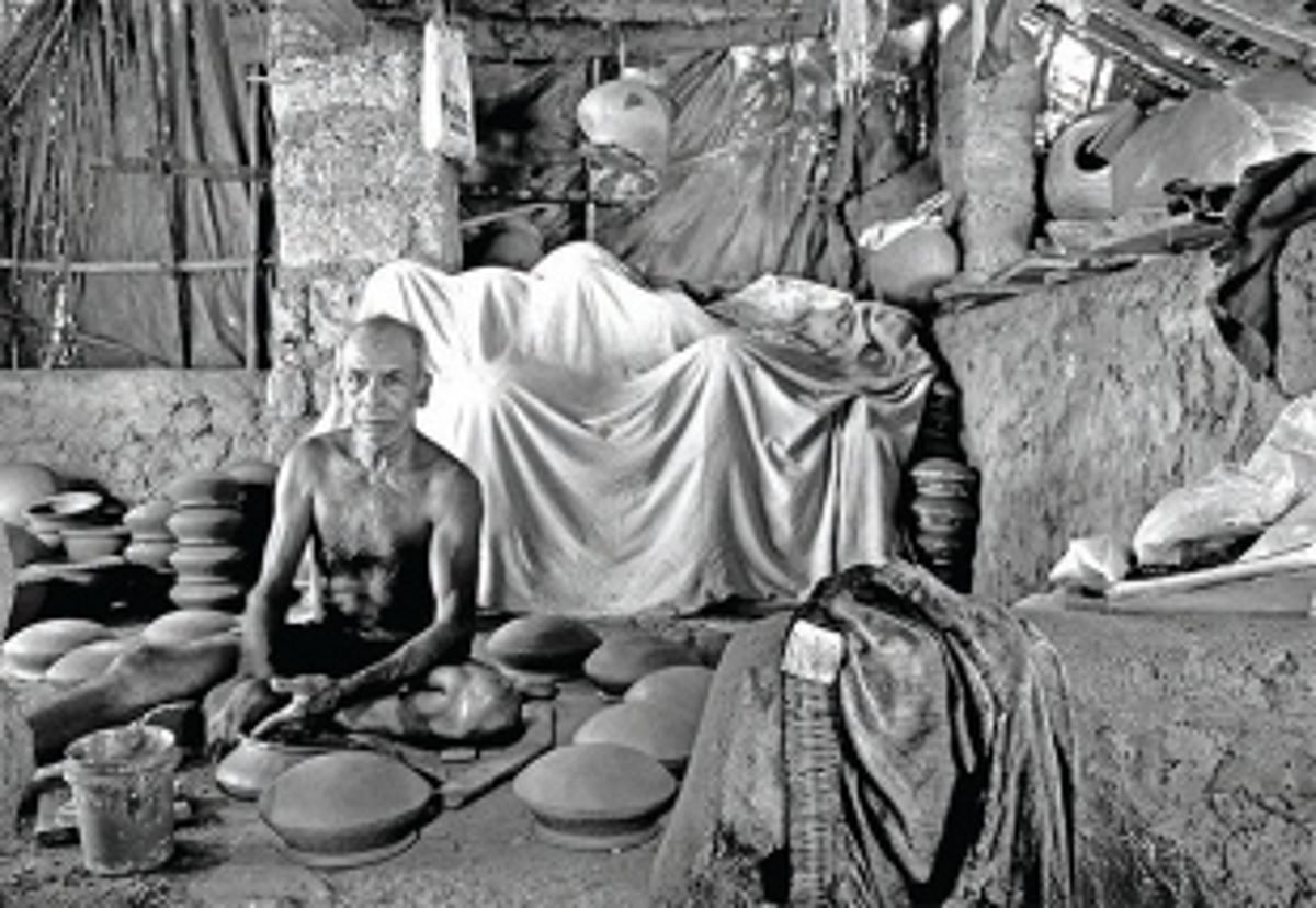 Urban India's vanishing professions documented, frame by frame