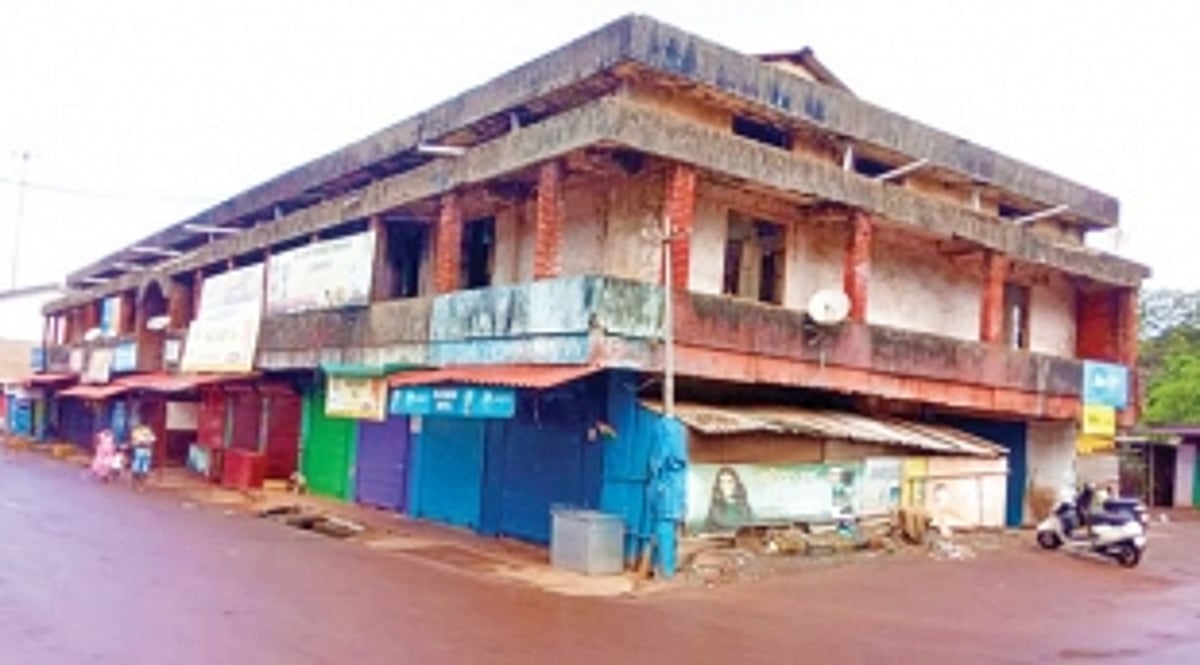 Usgao locals observe strict lockdown