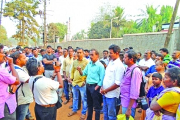 Usgao villagers protest MRF’s extension plan