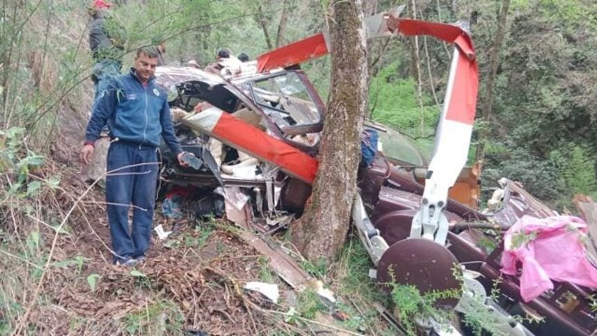 Uttarkashi Helicopter Crash: Rotor Hit Cable Before Emergency Landing Attempt on NH34 1 Uttarkashi Helicopter Crash: Rotor Hit Cable Before Emergency Landing Attempt on NH34