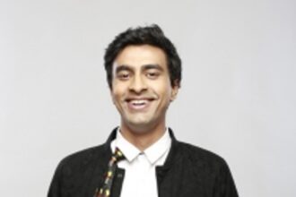 VICKY THIS SIDE, VARUN THAT SIDE. WHOSE SIDE ARE YOU ON?