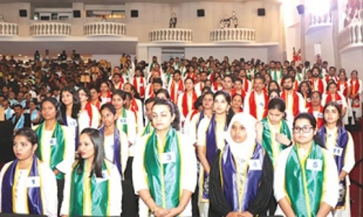 VP calls for changing mindset of 'traditional' roles of women