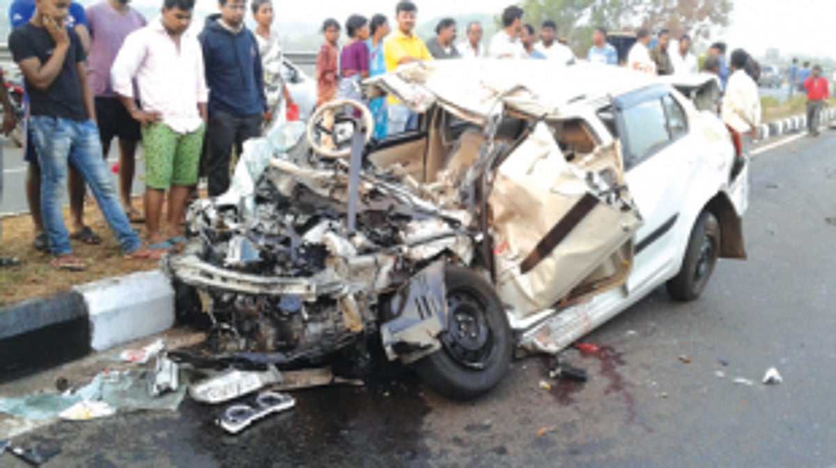 Vaddem local dies in mishap at MES junction