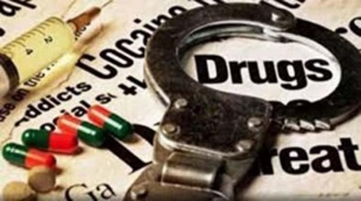 Vagator shacks, restaurant raided, drugs recovered