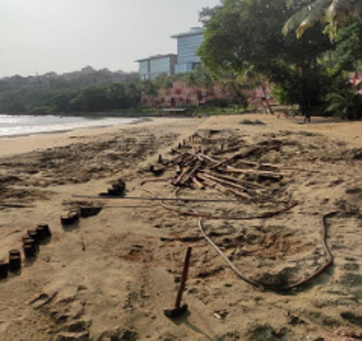 Vainguinim locals petition GCZMA to  restore beach to original condition