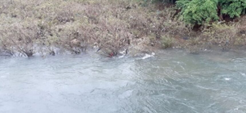 Valpoi locals concerned over pollution of tributaries 1 Valpoi locals concerned over pollution of tributaries