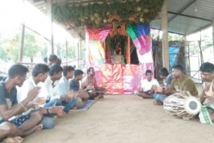 Vanarmare Tribe shortens Ganesh  festivities owing to rising prices