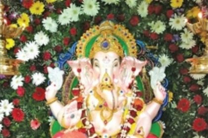 Vanarmare tribe  celebrates Ganesh  without basic facilities