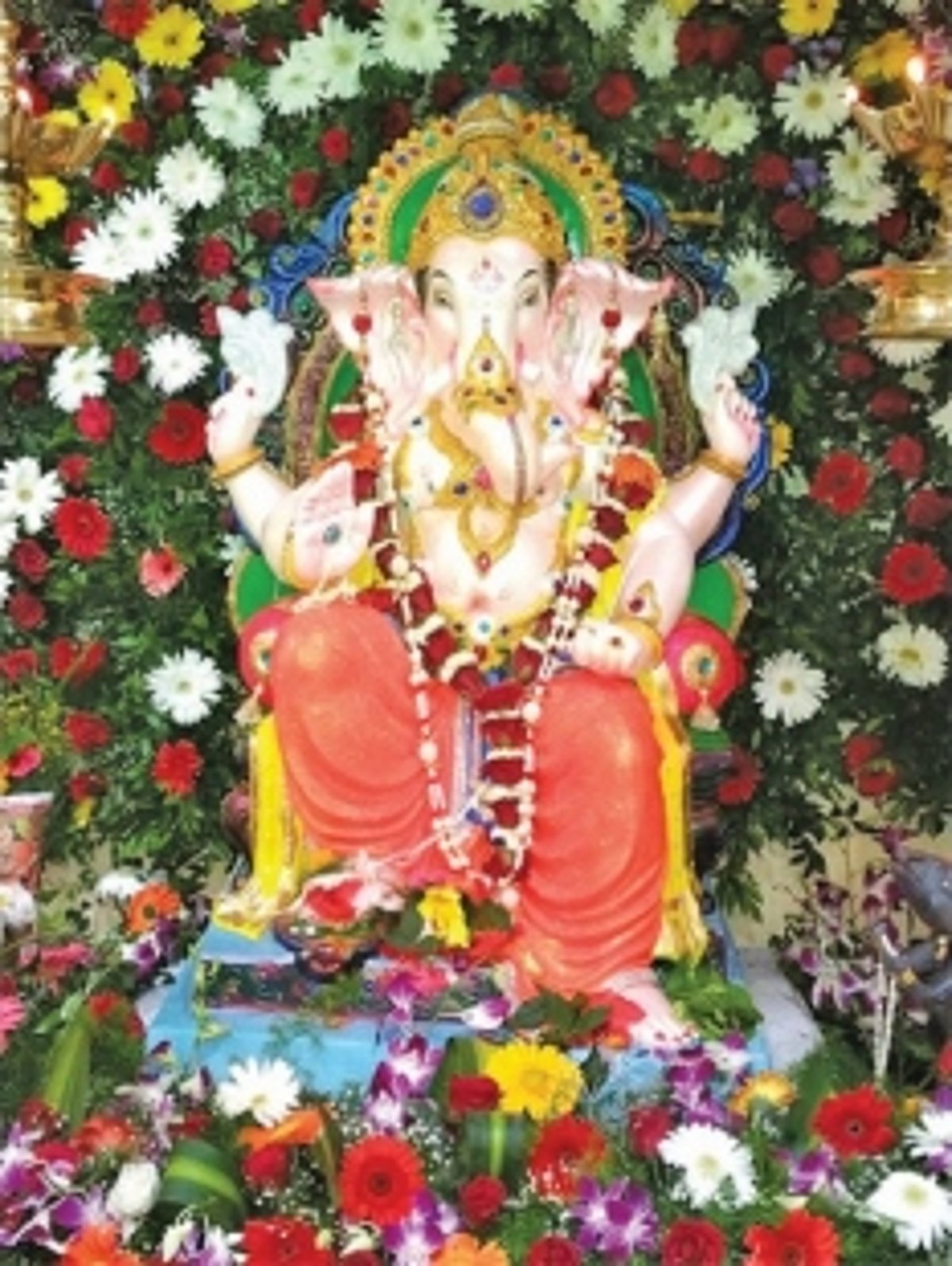 Vanarmare tribe  celebrates Ganesh  without basic facilities