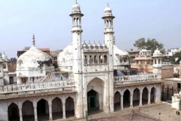 Varanasi Court Grants Hindu Petitioners Permission for Puja in Gyanvapi Mosque Basement