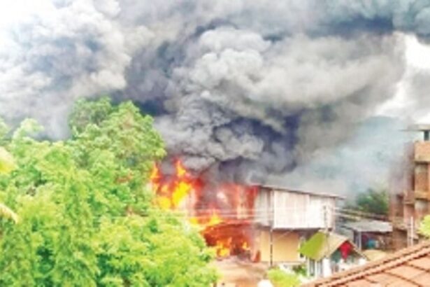 Varca decoration godown  gutted in major fire