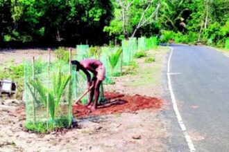 Varca locals stop gas pipeline works in private properties, agricultural lands