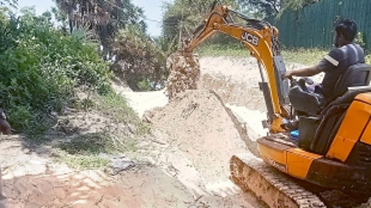 Varca sand dune destruction: Activist submits complaints to GCZMA, police