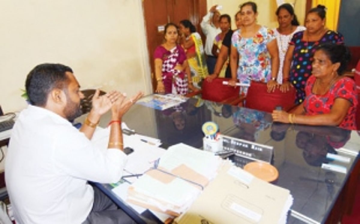 Vasco fish vendors threaten  action against migrant sellers