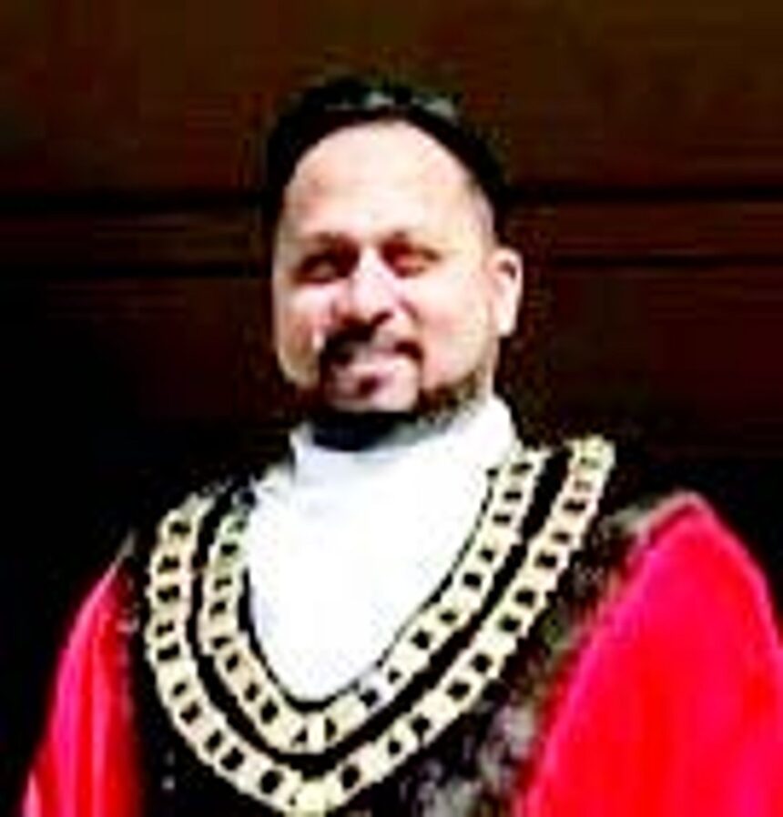 Vasco man Imtiyaz Shaikh is Mayor of Swindon 1 Vasco man Imtiyaz Shaikh is Mayor of Swindon