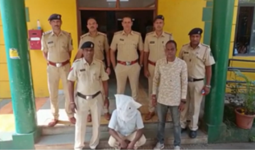 Vasco police conduct raid outside Vasco railway station, seize ganja worth Rs 7 lakh
