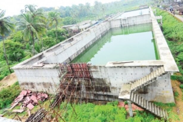 Vasco’s sewers overflow with filth