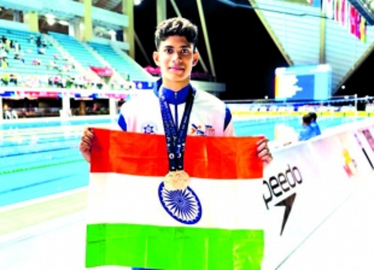 Vashi Fr Agnel School student Rishabh wins silver, bronze medals