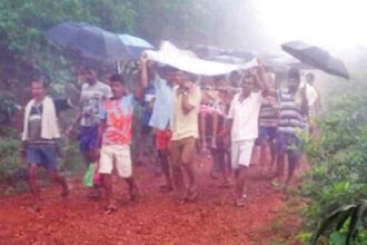 Vavurla and village roads in forest areas to be tarred