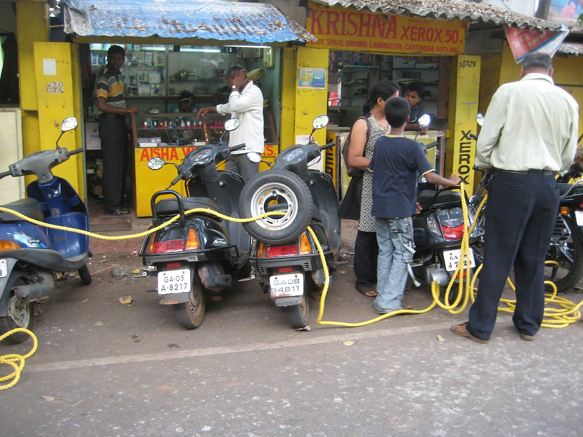 Vehicles of the participants at the police-public meeting found in no parking zones.