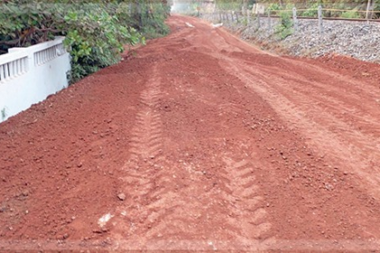 Velsao Locals Protest Ongoing Railway Construction on Disputed Lands as Hearing Gets Adjourned