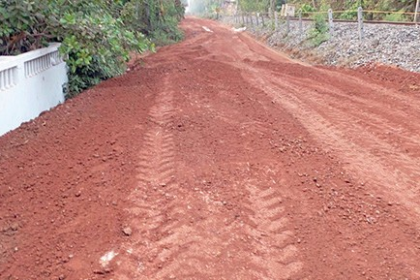 Velsao-Pale-Issorcim Villagers Clash with South Western Railway Over Land Ownership Claims