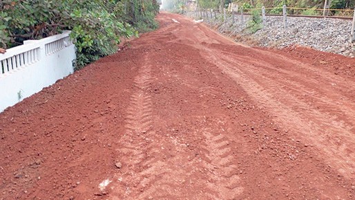 Velsao-Pale-Issorcim Villagers Clash with South Western Railway Over Land Ownership Claims