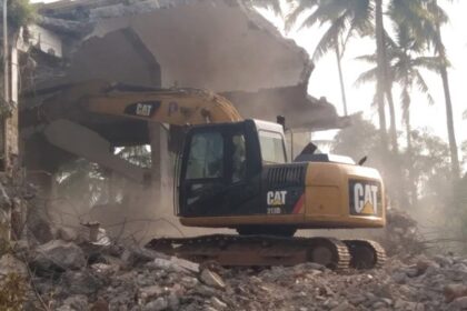 Velsao hotel built in violation of CRZ rules demolished
after 30 years