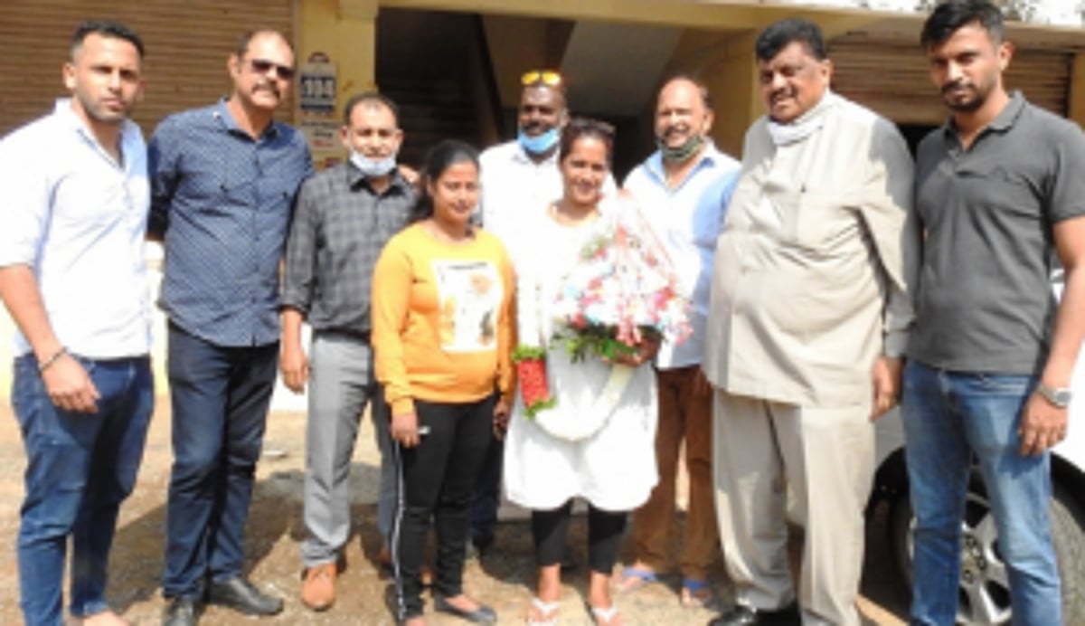 Vencilla is sarpanch  of Benaulim