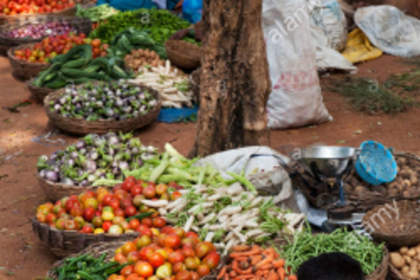 Vendors selling   wares by road   side in Margao