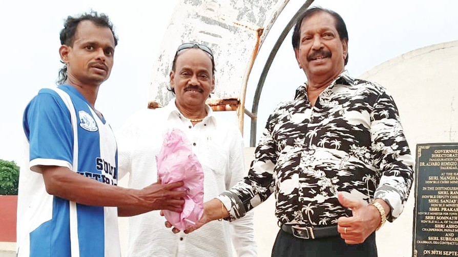 Verem Veterans Defeat Siolim Veterans 3-1 in Tie-Breaker to Reach Quarter-Finals of 8th Panjim Veterans Football Tournament