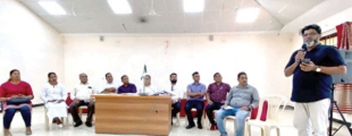 Verna gram sabha discusses proposed mega waste treatment plant, sexual exploitation of women