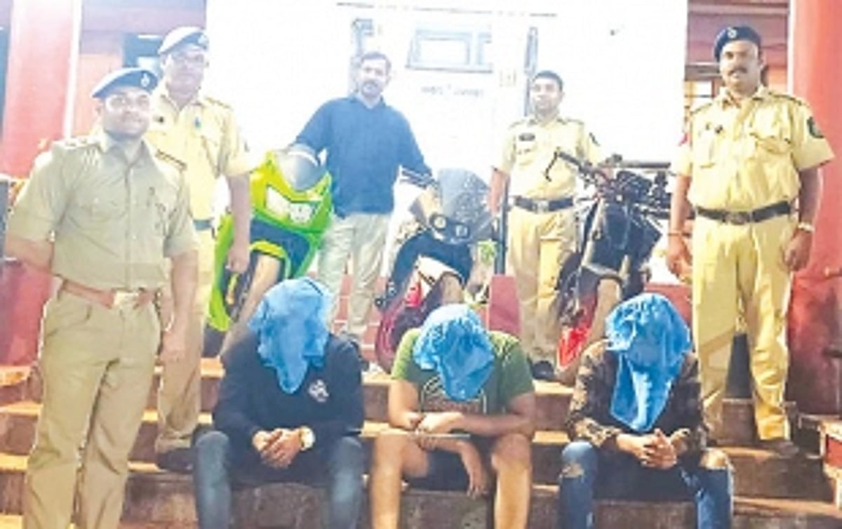 Verna police arrest three for performing bike stunts on Verna-Loutolim road