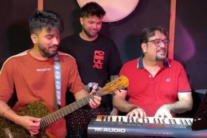 Veteran musician Siddhanath Buyao pays musical tribute to Goa’s rich culture during the Cashew Festival