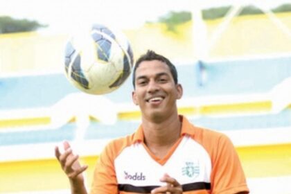 Victorino inspires Sporting Clube to a big win over Corps
