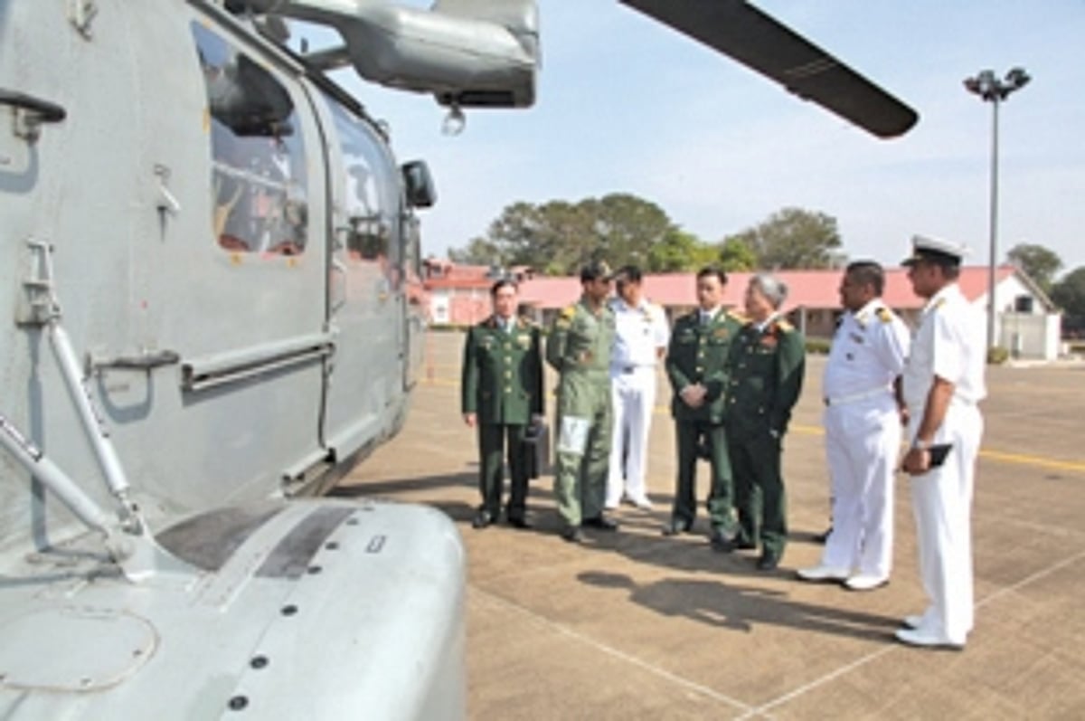 Vietnamese panel visits State