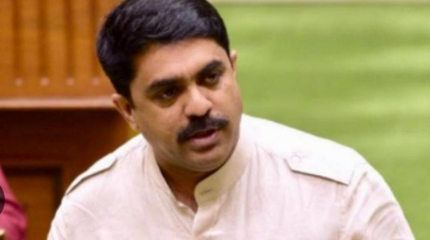 Vijai Sardesai Raises Alarm Over Sale of Communidade Land, Questions Government's Inaction 1 Vijai Sardesai Raises Alarm Over Sale of Communidade Land, Questions Government's Inaction