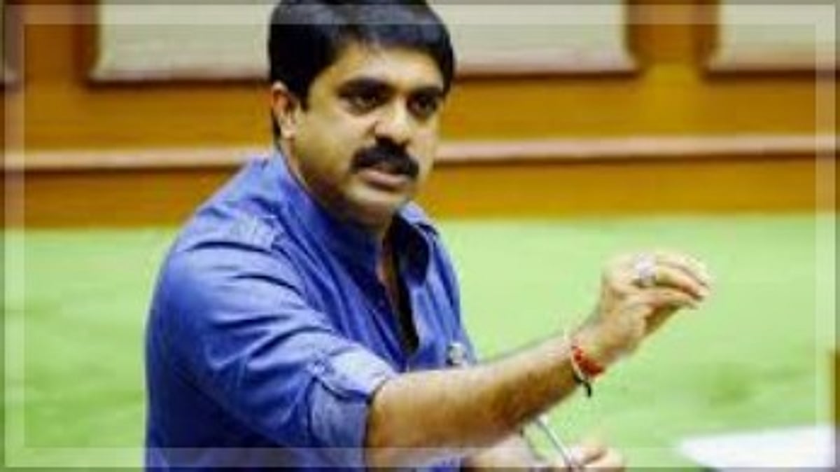 Vijai Sardesai Urges Goa Govt to Regularise Contract Staff Amid Supreme Court Ruling