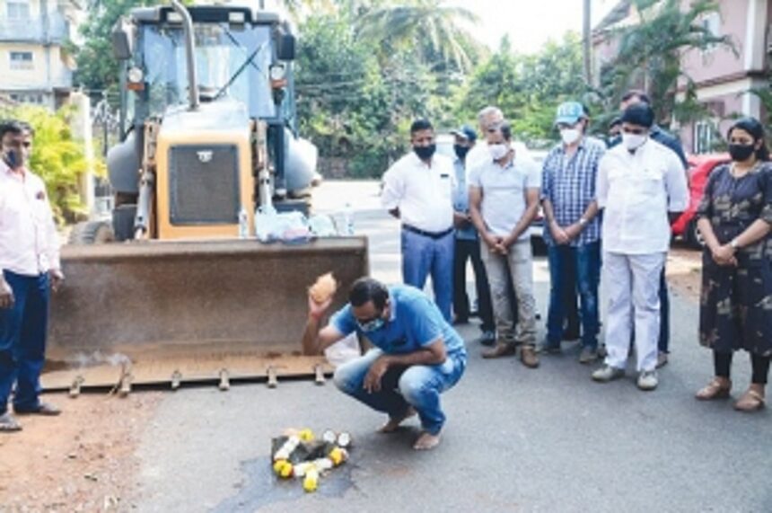 Vijai inaugurates underground cabling at Fatorda 1 Vijai inaugurates underground cabling at Fatorda
