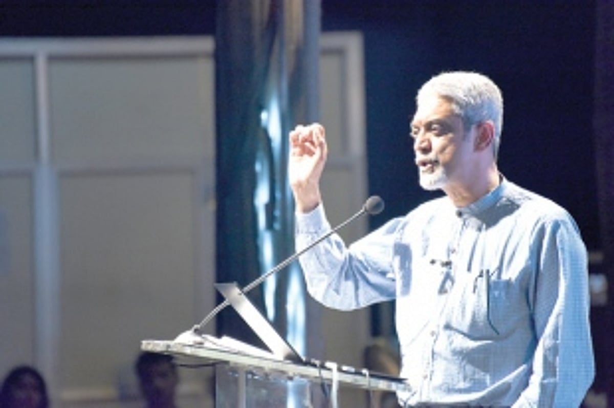 Vikram Patel exposes rich-poor divide in health care