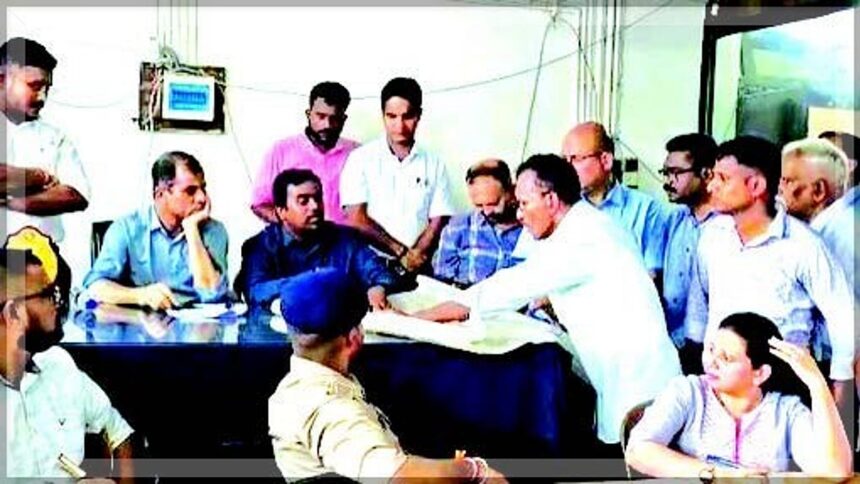 Villagers Demand Removal of Homes and Temples from Mining Lease in Adwalpale