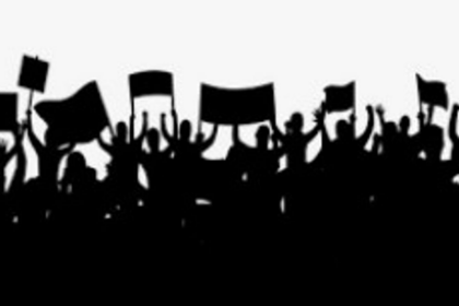 Villagers Protest Outside Valpoi Police Station, Demand Release of Youth Held in Shravan Barve Murder Case